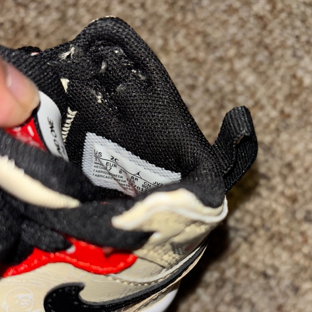Jordan Kids Red Cream Black High-Top Sneakers - Picture 2 of 3